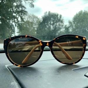 Maui Jim Sunglasses Venus Pool